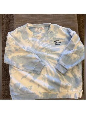 Zara Kids Light Blue and White Tie-Dye Sweatshirt "Let's Go and Chill"